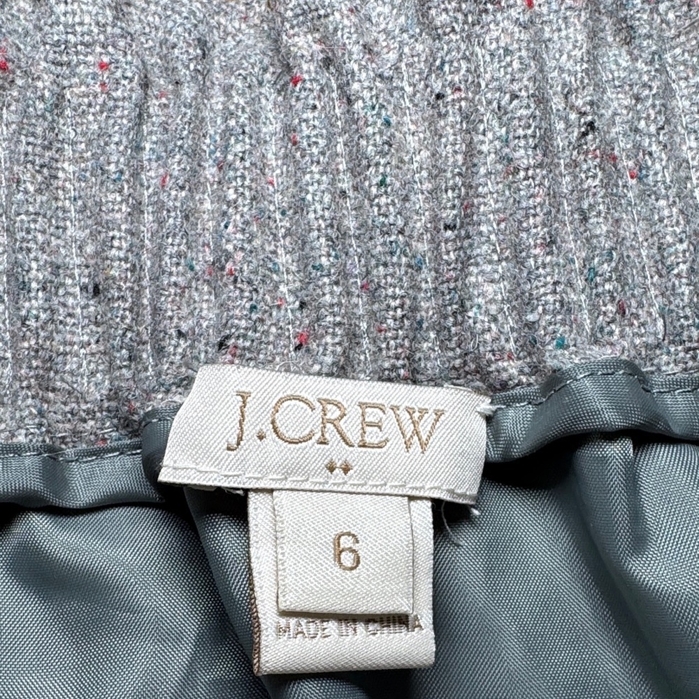 J. Crew Heather Gray speckled Mini Skirt - Picture 2 of 4
